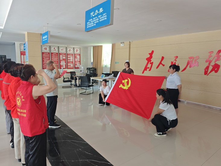 嵩縣山金公司赴駐地社區(qū)開展志愿服務(wù)日活動(dòng)